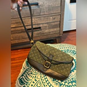 💚LOUIS VUITTON Mini Lin Berangere Bag COA